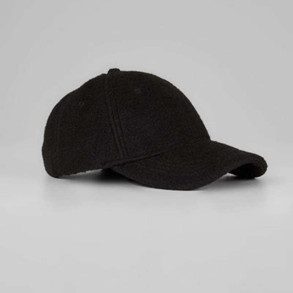 32° Black Faux Wool Winter Cap. Large. Adjustable. NWT.